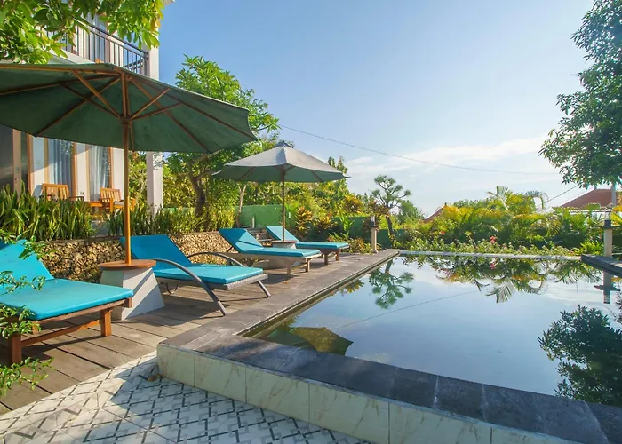 Govardhan Hills And Ocean View 3* Batununggul