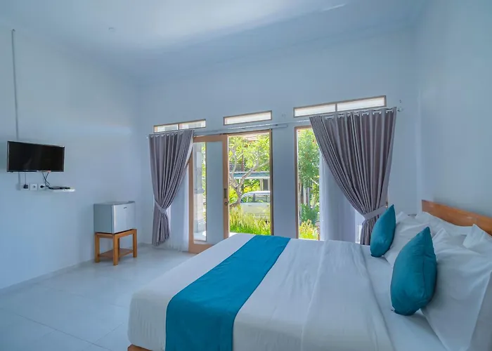 Govardhan Hills And Ocean View 3*